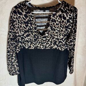 Chic Vintage Rose Animal Print Blouse with Beaded Ladder Neckline - XL